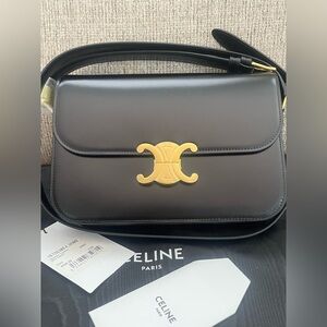 Celine triomphe classic medium size
